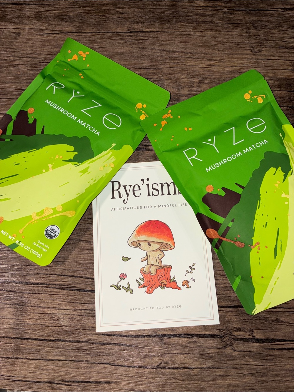 2 Mushroom Matcha - Bright Green Kids Bath & Skin Friendly Powder